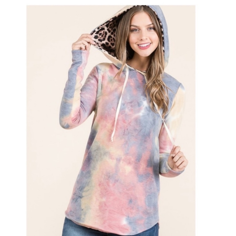 ❤️🔥Last One!! Tie Dye Hoodie with Cheetah print lined hood
